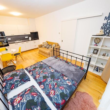 Lovely Studio Apartment, Free Parking 1,55 Hight Πράγα Εξωτερικό φωτογραφία